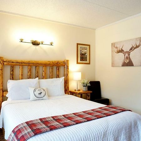 Moose Creek Inn West Yellowstone Eksteriør billede