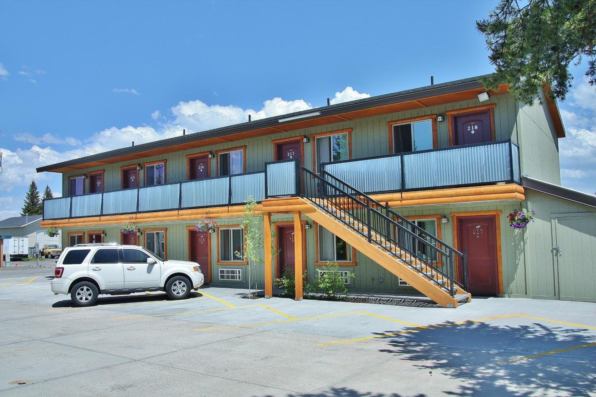 Moose Creek Inn West Yellowstone Eksteriør billede