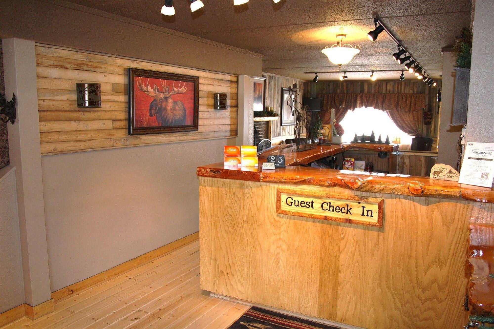 Moose Creek Inn West Yellowstone Eksteriør billede