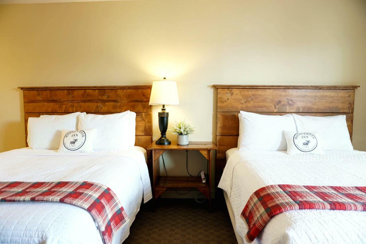 Moose Creek Inn West Yellowstone Eksteriør billede