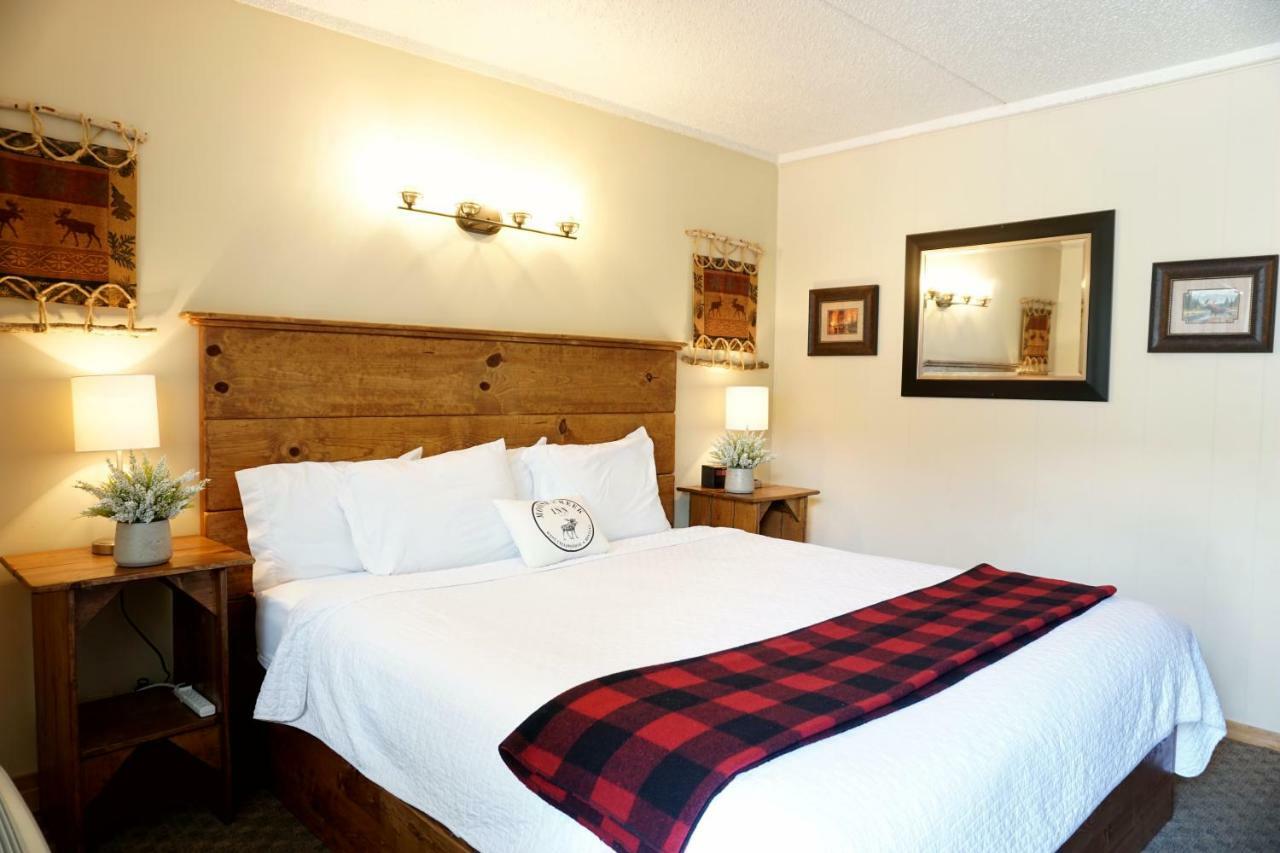Moose Creek Inn West Yellowstone Eksteriør billede